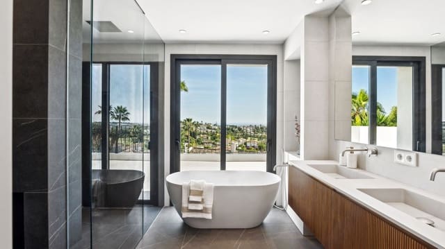 5 bedroom Villa for sale in Nueva Andalucia, Marbella with pool garage - € 4,695,000 (Ref: 9542120)