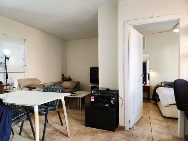 Casa de 1 habitación en Nueva Andalucia, Marbella en venta con garaje - 235.000 € (Ref: 9542950)