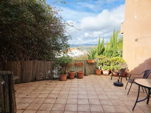 Casa de 1 habitación en Nueva Andalucia, Marbella en venta con garaje - 235.000 € (Ref: 9542950)