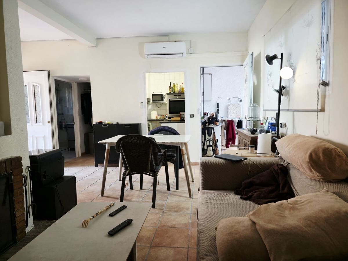 1 soverom Hus til salgs i Nueva Andalucia med garasje - € 245 000 (Ref: 9542950)
