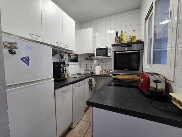 1 sypialnia Dom na sprzedaż w Nueva Andalucia, Marbella z garażem - 245 000 € (Ref: 9542950)