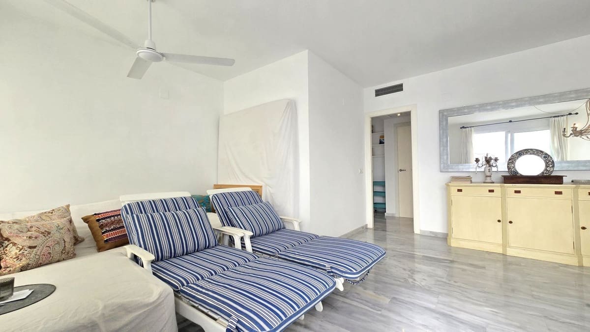 1 soveværelse Lejlighed til salg i Nueva Andalucia med swimmingpool garage - € 369.000 (Ref: 9557475)