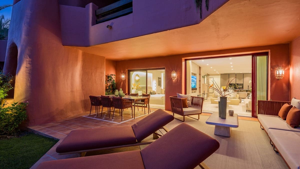 3 quarto Apartamento para venda em New Golden Mile com piscina - 2 350 000 € (Ref: 9578264)