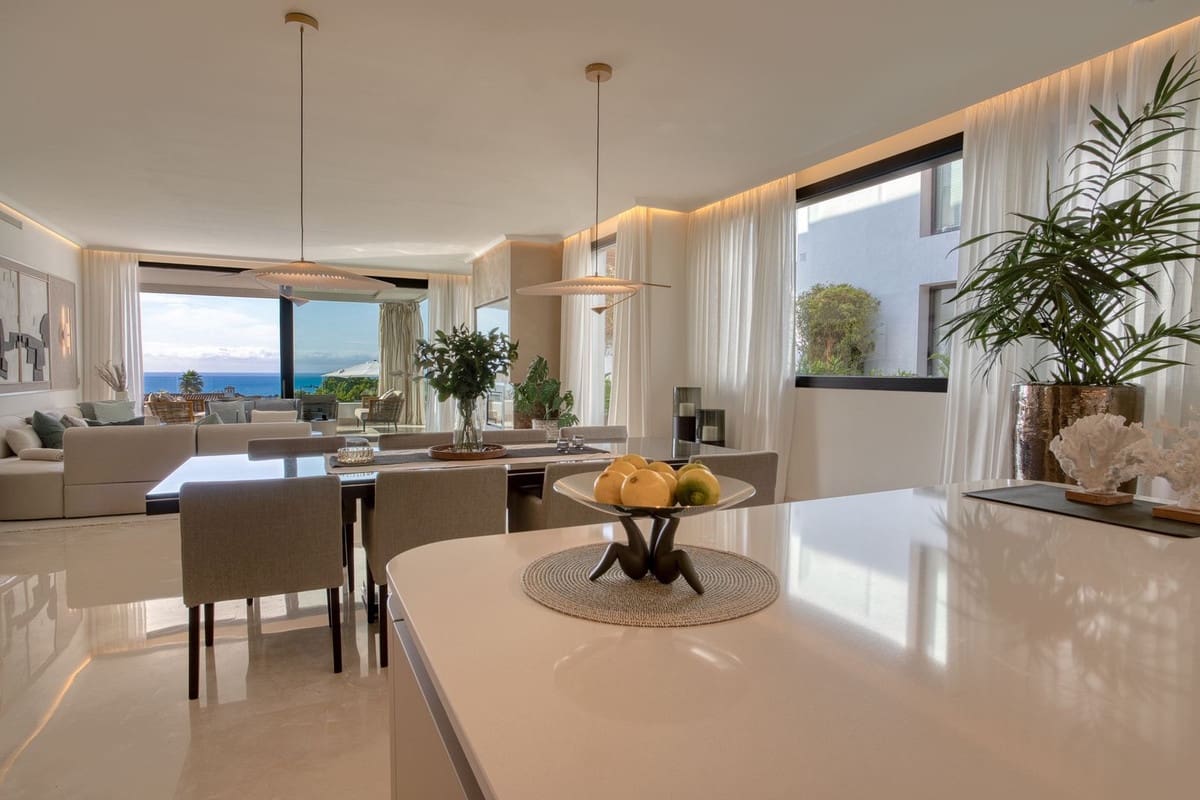 4 bedroom Apartment for sale in Marbella with pool garage - € 3,850,000 (Ref: 9578265)