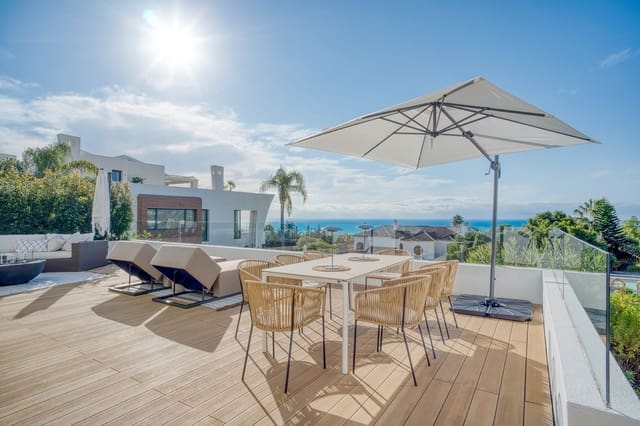 4 sypialnia Apartament na sprzedaż w Marbella z basenem garażem - 3 850 000 € (Ref: 9578265)