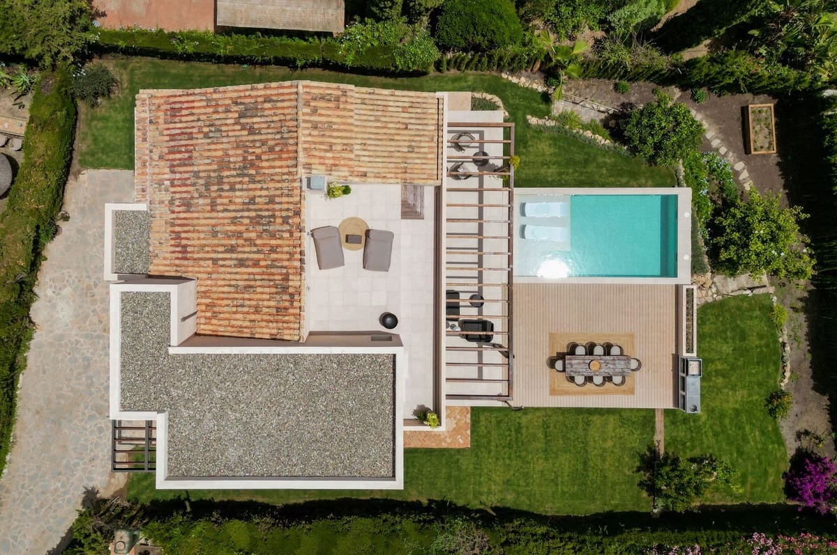 4 soveværelse Villa til salg i Benahavis med swimmingpool garage - € 2.325.000 (Ref: 9578266)