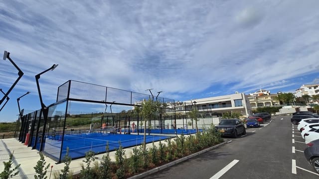 Działka budowlana na sprzedaż w Estepona - 530 000 € (Ref: 9590594)