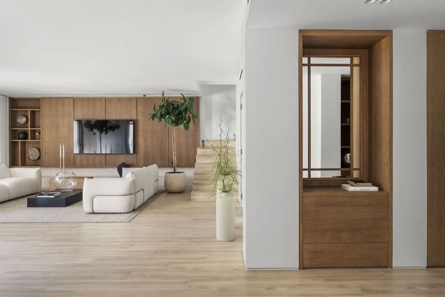 4 quarto Apartamento para venda em Nueva Andalucia, Marbella com piscina garagem - 2 250 000 € (Ref: 9622771)