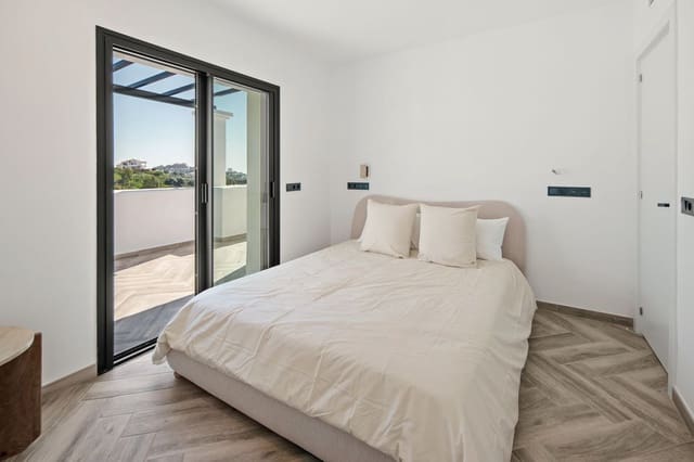 3 chambre Penthouse à vendre à La Quinta, Benahavís avec piscine garage - 965 000 € (Ref: 9650555)