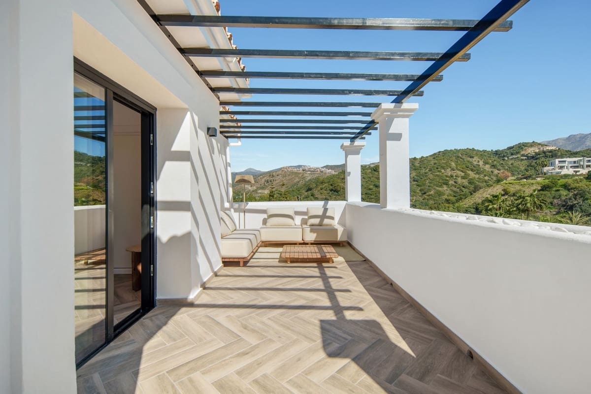 3 camera da letto Attico in vendita in La Quinta con piscina garage - 965.000 € (Rif: 9650555)