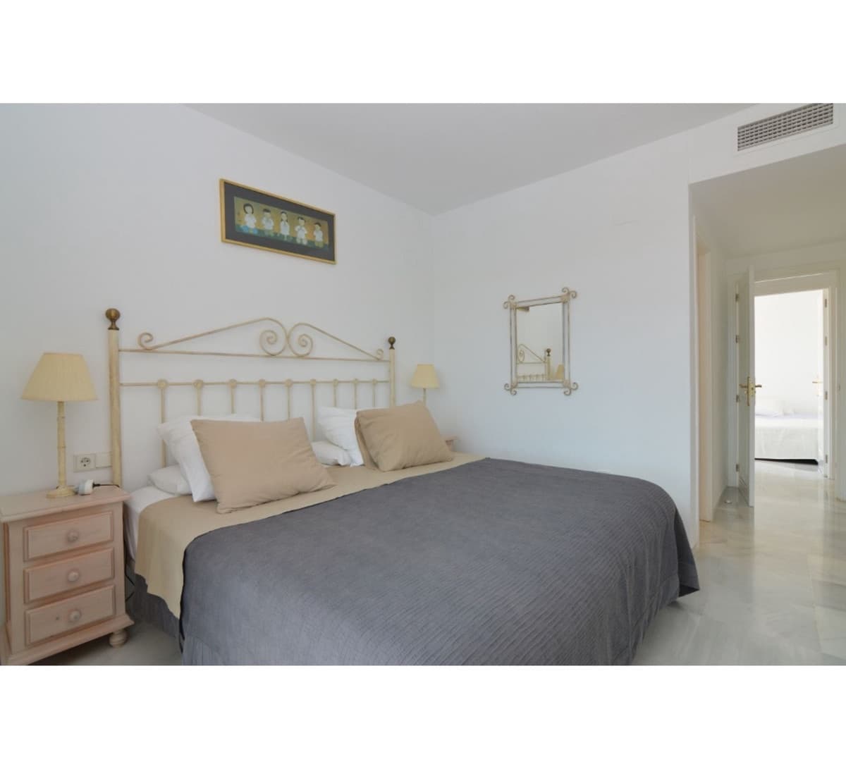 2 chambre Penthouse à vendre à Nueva Andalucia avec piscine garage - 640 000 € (Ref: 9663277)