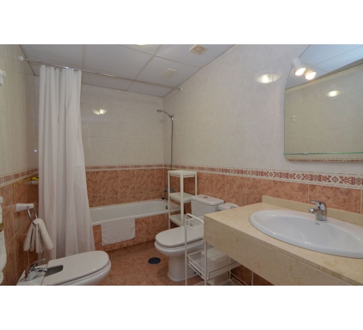 2 chambre Penthouse à vendre à Nueva Andalucia avec piscine garage - 640 000 € (Ref: 9663277)