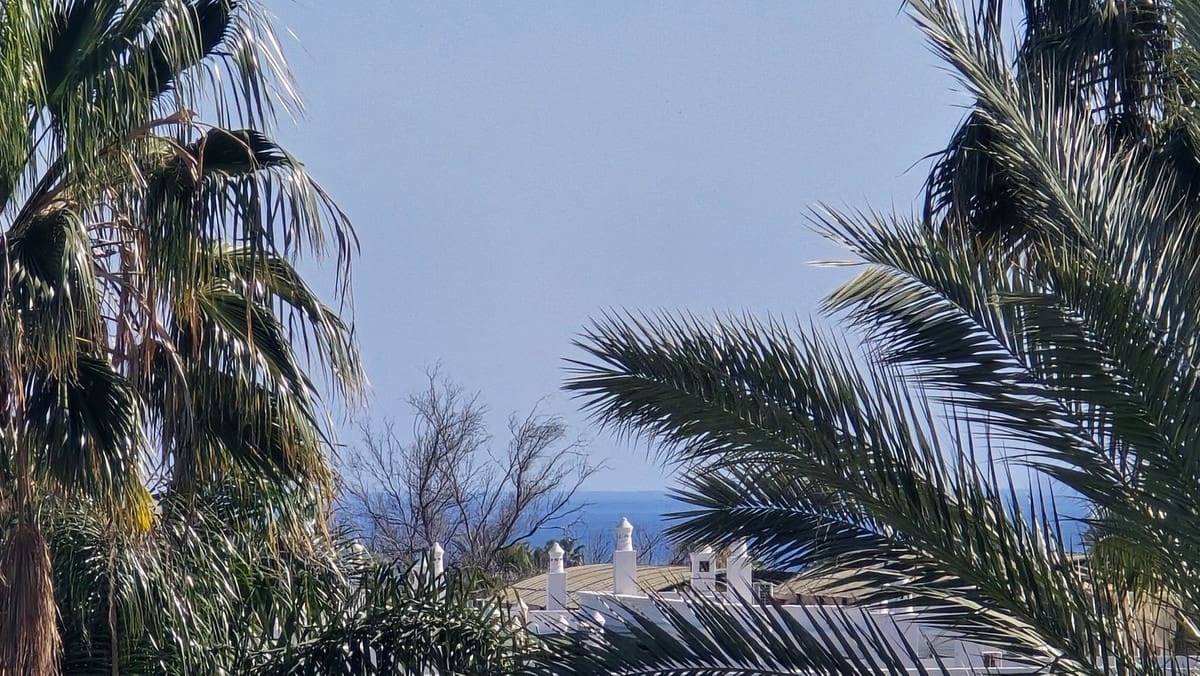 2 bedroom Penthouse for sale in Nueva Andalucia with pool garage - € 589,000 (Ref: 9663277)