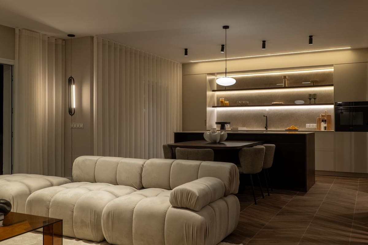 3 sypialnia Penthouse na sprzedaż w Benahavis z basenem garażem - 995 000 € (Ref: 9679178)