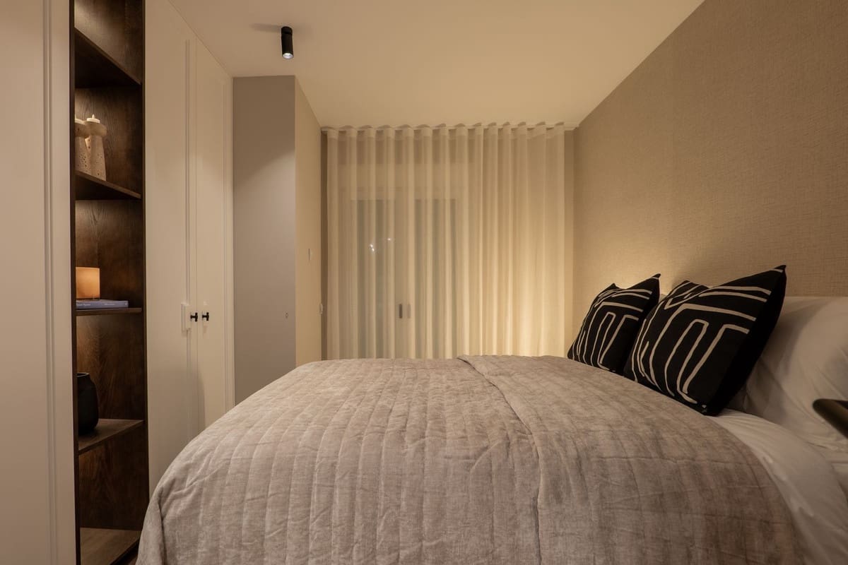 3 sypialnia Penthouse na sprzedaż w Benahavis z basenem garażem - 995 000 € (Ref: 9679178)