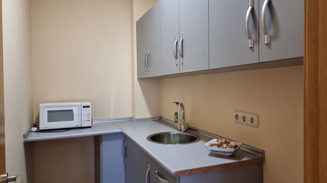 2 bedroom Office for sale in Atalaya-Isdabe, Estepona with garage - € 339,000 (Ref: 9682263)