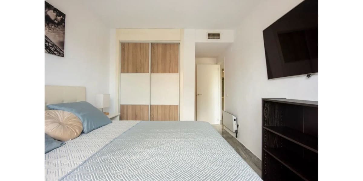 2 Zimmer Apartment zu verkaufen in Nueva Andalucia mit Pool Garage - 414.900 € (Ref: 9685969)