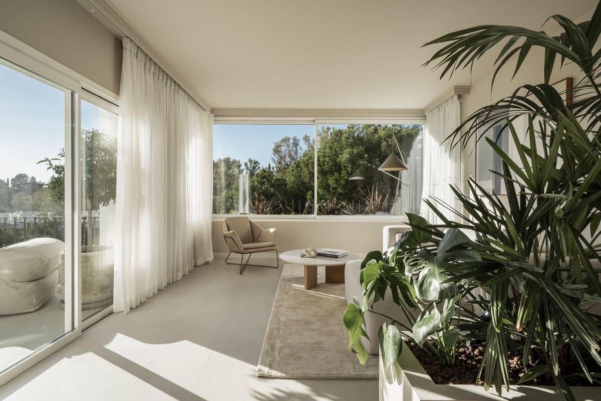 3 quarto Penthouse para venda em La Quinta com piscina - 849 000 € (Ref: 9708987)