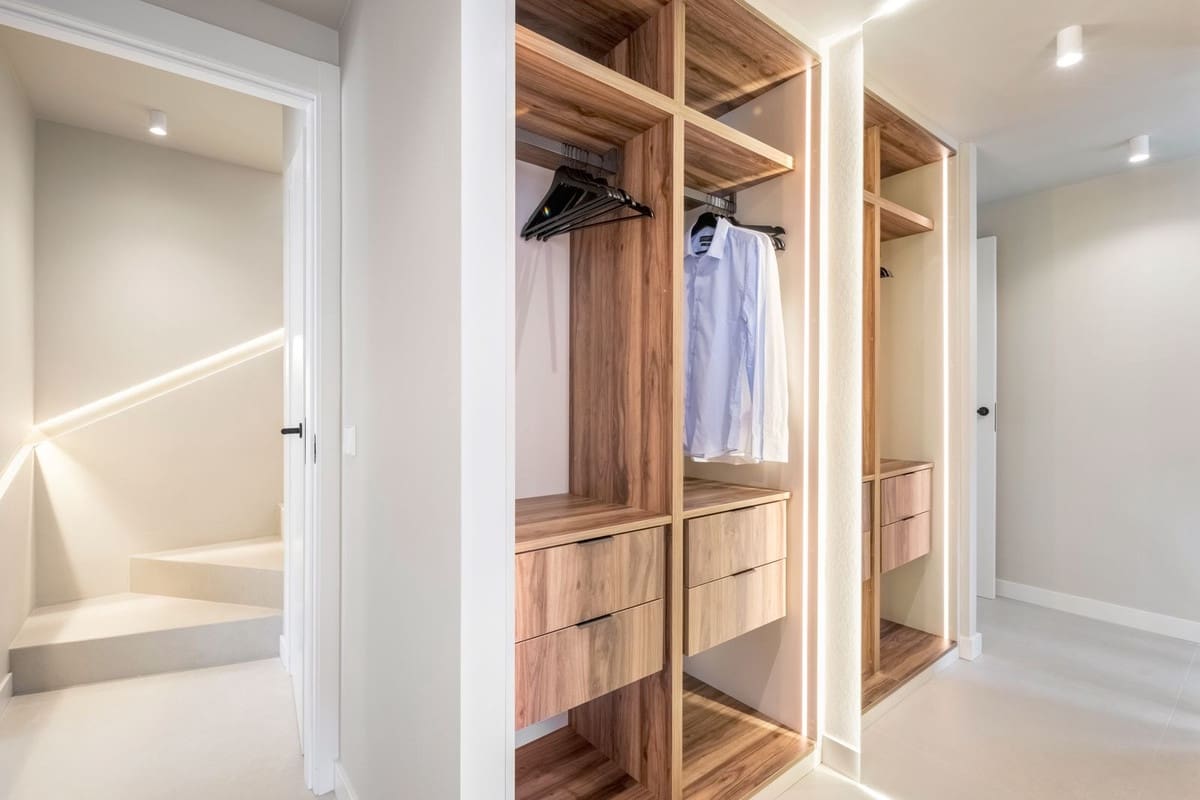 3 bedroom Penthouse for sale in La Quinta with pool - € 849,000 (Ref: 9708987)