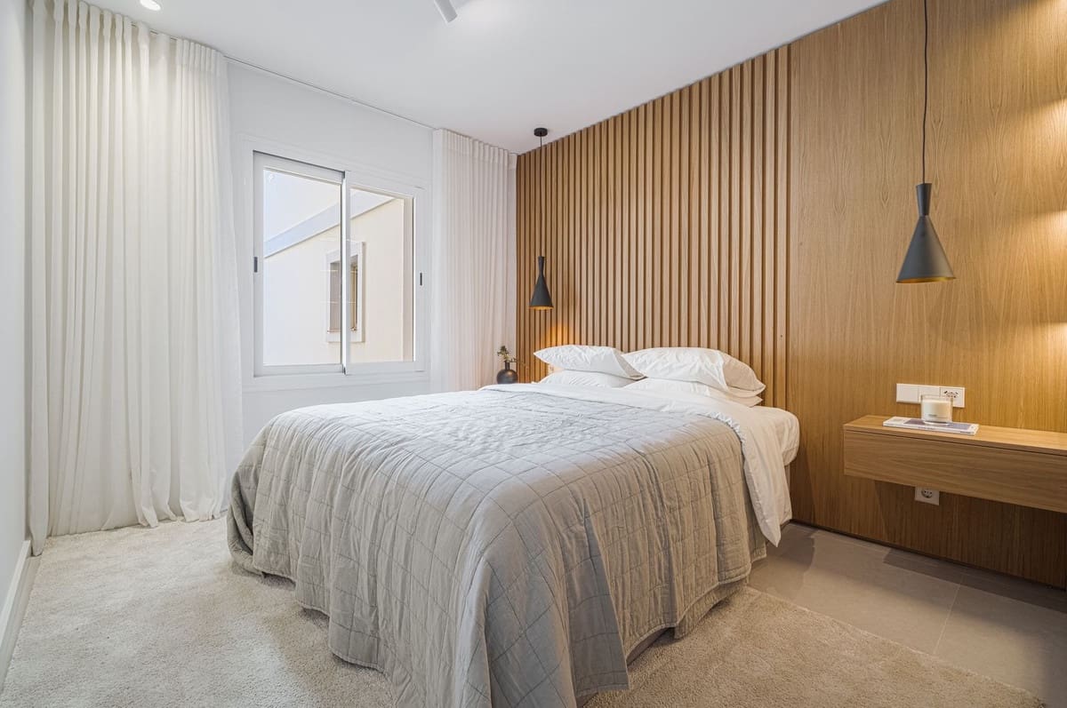 3 bedroom Apartment for sale in Nueva Andalucia with pool garage - € 1,349,000 (Ref: 9713589)