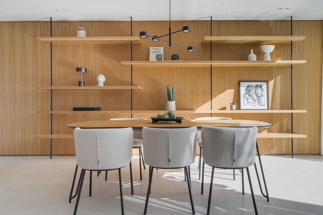 3 soverom Leilighet til salgs i Nueva Andalucia, Marbella med svømmebasseng garasje - € 1 349 000 (Ref: 9713589)