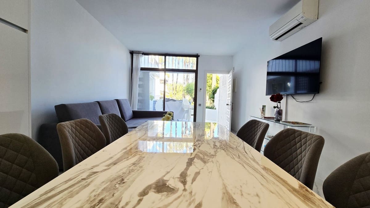 Apartamento de 1 habitación en Puerto Banus en venta con piscina garaje - 600.000 € (Ref: 9715190)