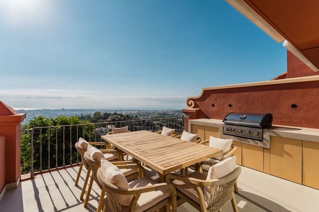 4 sypialnia Penthouse na sprzedaż w La Quinta, Benahavís z basenem - 1 995 000 € (Ref: 9716482)