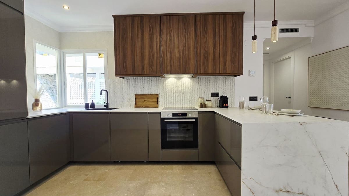 3 camera da letto Appartamento in vendita in Benahavis con piscina garage - 599.000 € (Rif: 9744231)