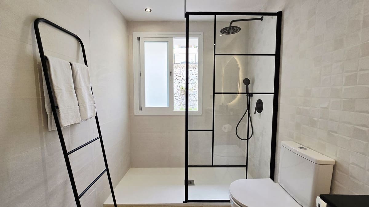 3 soveværelse Lejlighed til salg i La Quinta med swimmingpool garage - € 599.000 (Ref: 9744232)