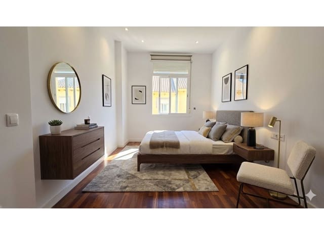 4 chambre Maison de Ville à vendre à Calahonda, Mijas avec piscine garage - 639 000 € (Ref: 9745166)