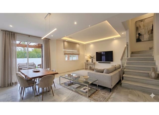 4 Zimmer Haus zu verkaufen in Calahonda, Mijas mit Pool Garage - 639.000 € (Ref: 9745166)