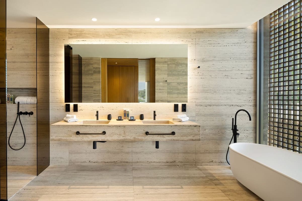 7 bedroom Villa for sale in El Madronal with pool garage - € 10,800,000 (Ref: 9774323)