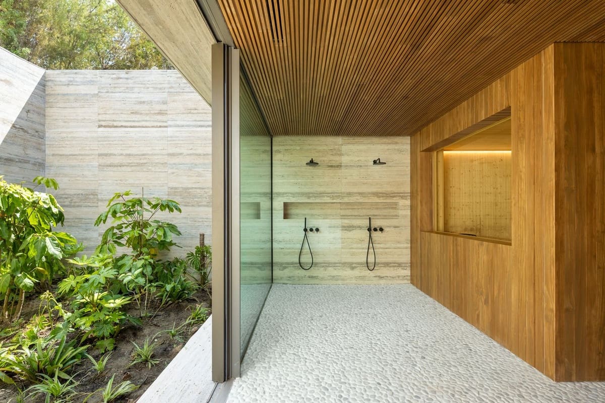 7 bedroom Villa for sale in El Madronal with pool garage - € 10,800,000 (Ref: 9774323)