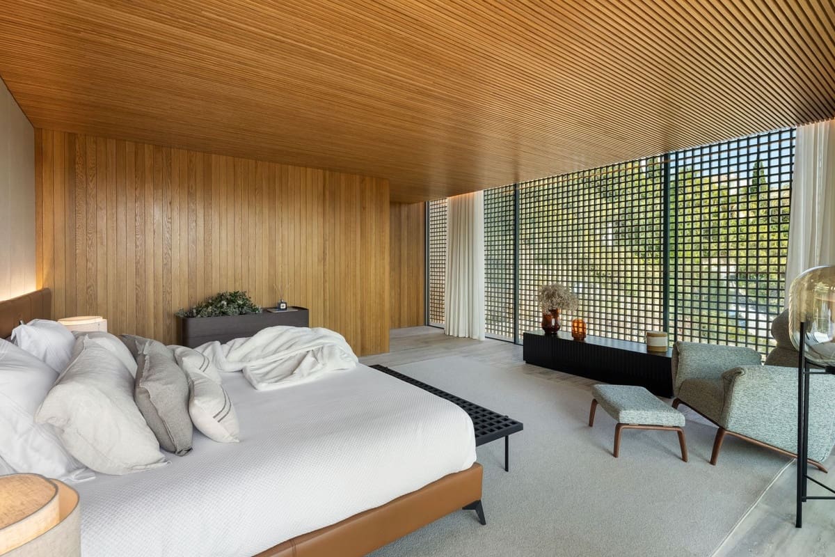 7 bedroom Villa for sale in El Madronal with pool garage - € 10,800,000 (Ref: 9774323)