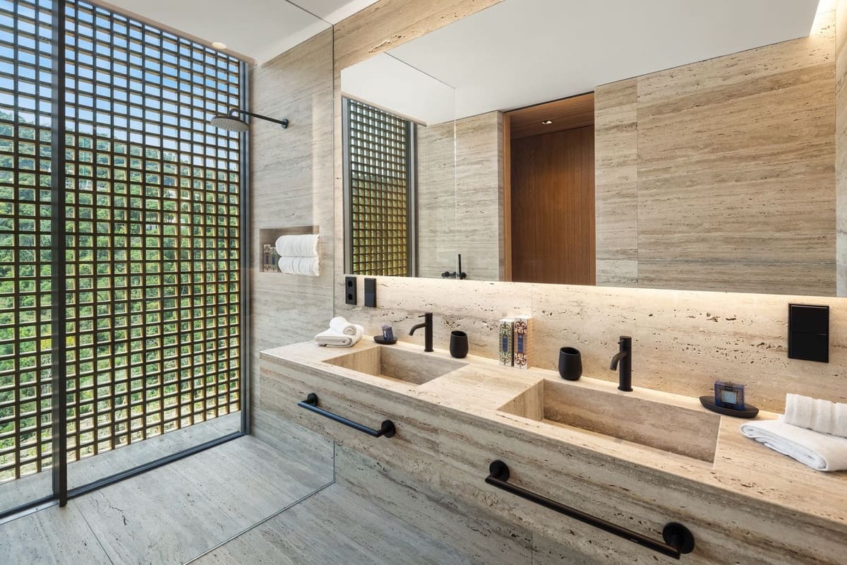 7 bedroom Villa for sale in El Madronal with pool garage - € 10,800,000 (Ref: 9774323)