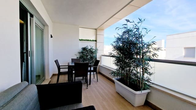 3 makuuhuone Kattohuoneisto myytävänä paikassa San Pedro de Alcantara, Marbella mukana uima-altaan 
autotalli - 695 000 € (Ref: 9805877)