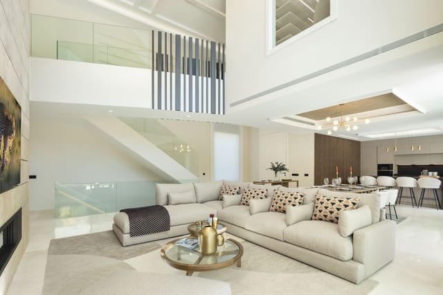 5 soverom Villa til salgs i Nueva Andalucia, Marbella med svømmebasseng garasje - € 5 265 000 (Ref: 9812442)