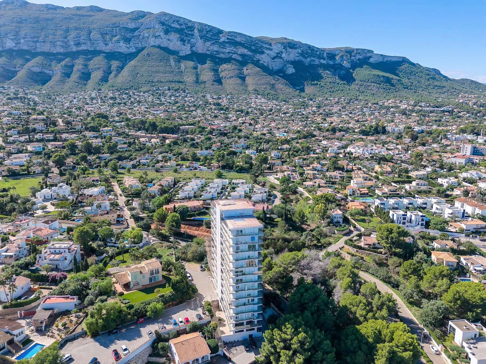 3 slaapkamer Appartement te koop in Denia met garage - € 450.000 (Ref: 10154230)