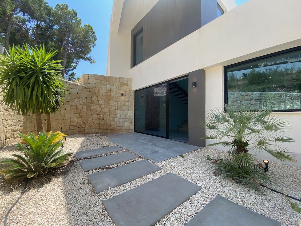 4 bedroom Villa for sale in Altea with pool garage - € 1,300,000 (Ref: 1860954)