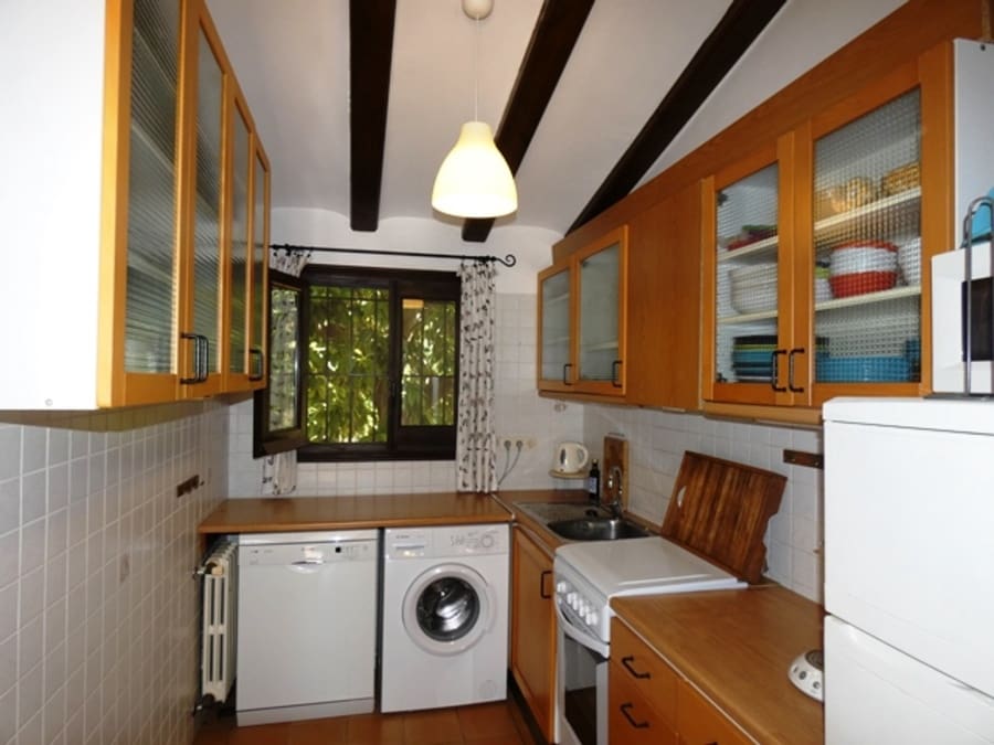 8 bedroom Villa for sale in Pedreguer with pool garage - € 1,300,000 (Ref: 1860956)