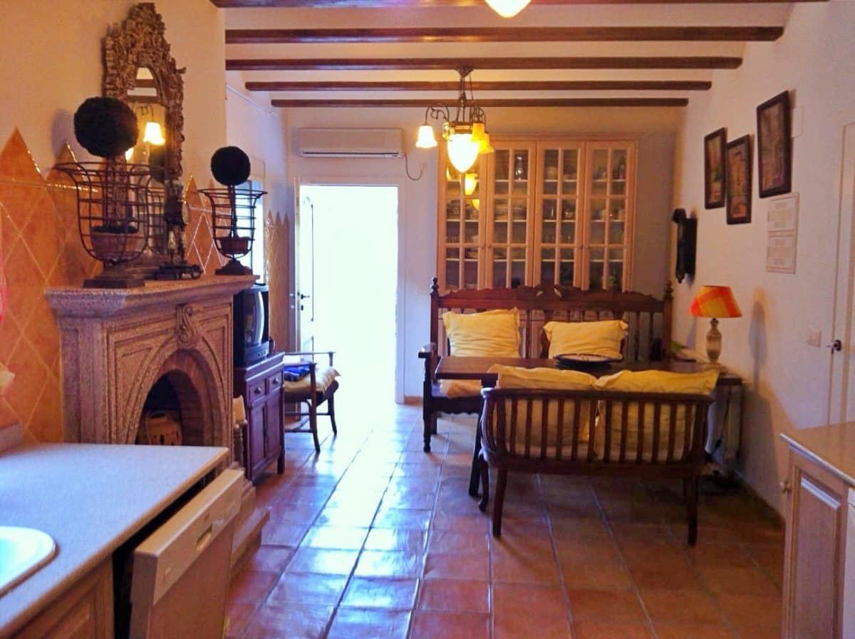 6 bedroom Villa for sale in Javea / Xabia with pool garage - € 1,100,000 (Ref: 1860982)