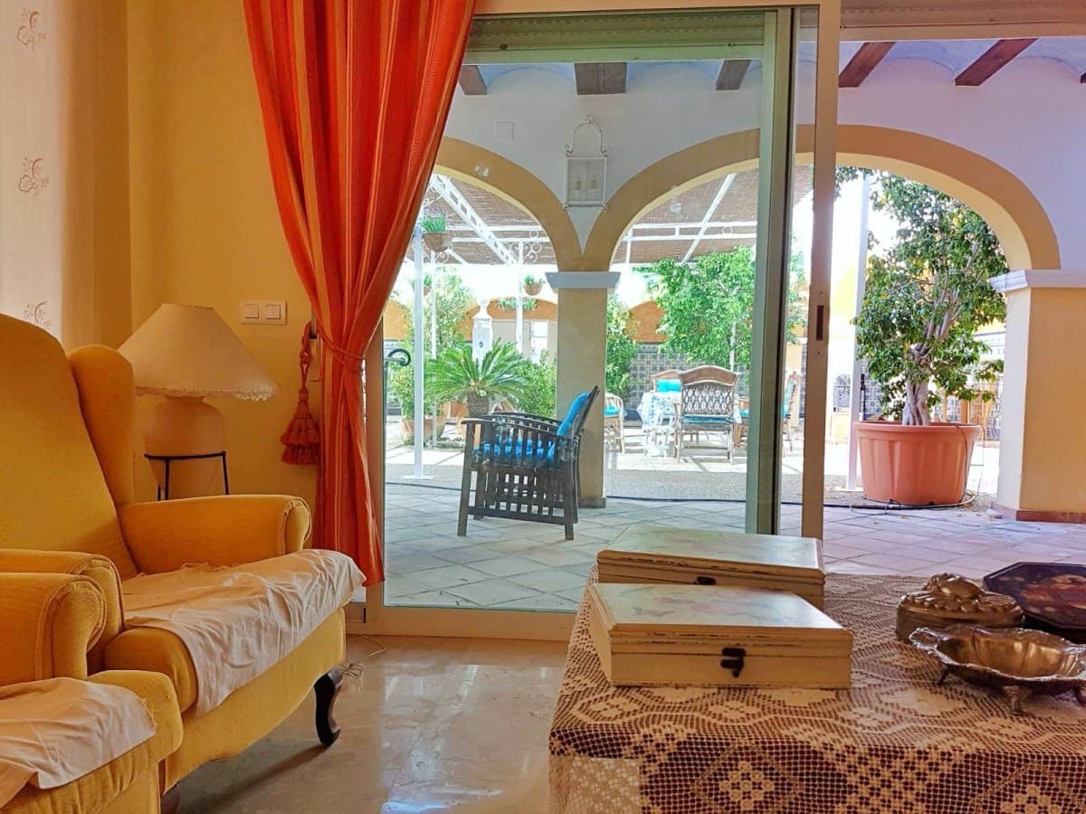 6 bedroom Villa for sale in Javea / Xabia with pool garage - € 1,100,000 (Ref: 1860982)