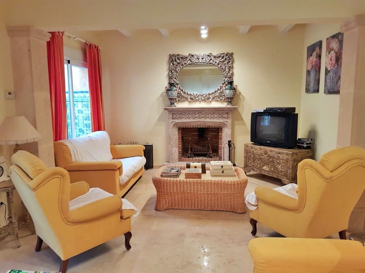 6 bedroom Villa for sale in Javea / Xabia with pool garage - € 1,100,000 (Ref: 1860982)