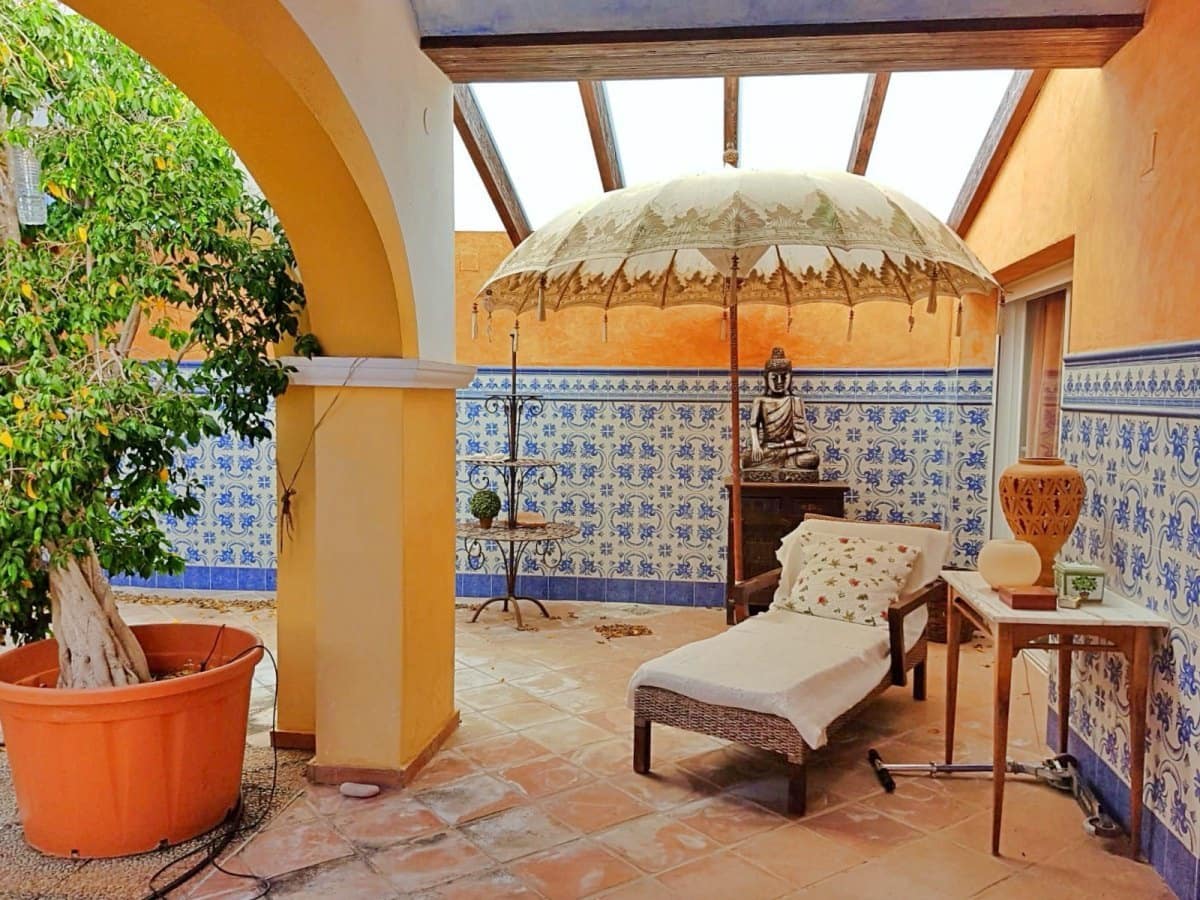 6 bedroom Villa for sale in Javea / Xabia with pool garage - € 1,100,000 (Ref: 1860982)