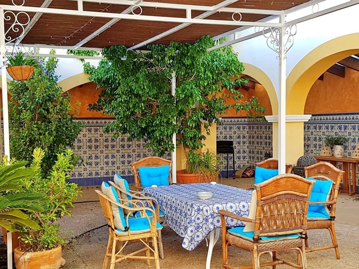 6 bedroom Villa for sale in Javea / Xabia with pool garage - € 1,100,000 (Ref: 1860982)