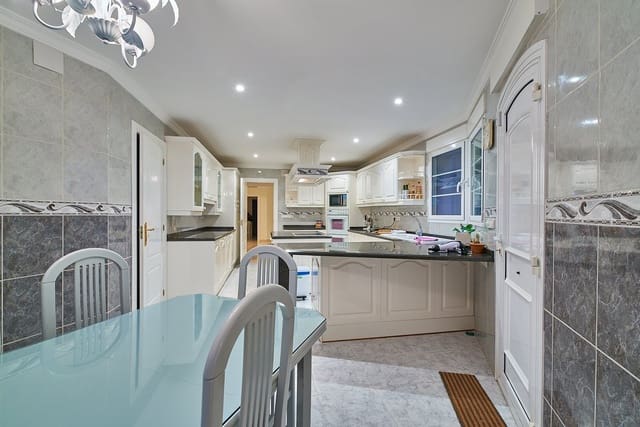 7 makuuhuone Huvila myytävänä paikassa Javea / Xàbia mukana uima-altaan - 1 470 000 € (Ref: 1861082)