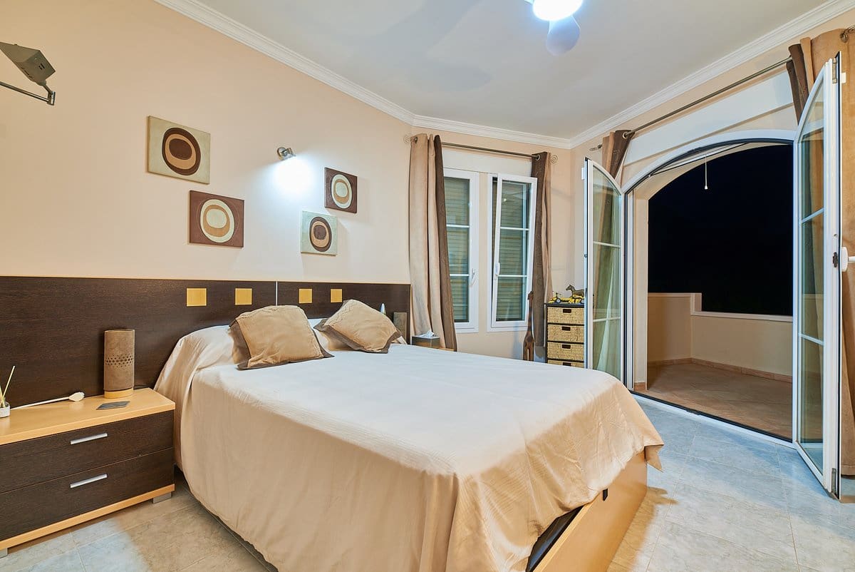 7 makuuhuone Huvila myytävänä paikassa Javea / Xabia mukana uima-altaan - 1 470 000 € (Ref: 1861082)