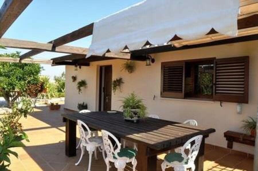 5 bedroom Villa for sale in Denia with pool - € 795,000 (Ref: 1906317)
