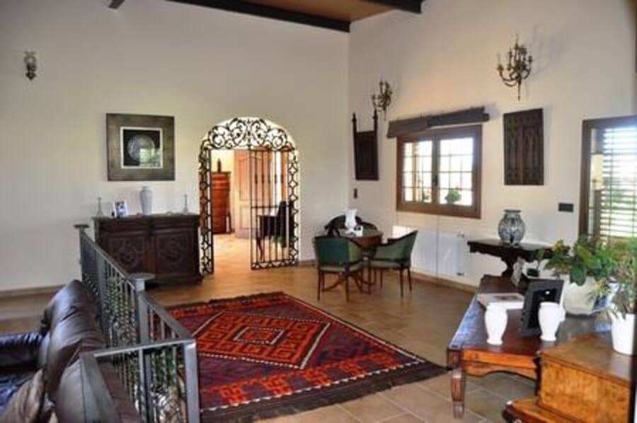 5 bedroom Villa for sale in Denia with pool - € 795,000 (Ref: 1906317)