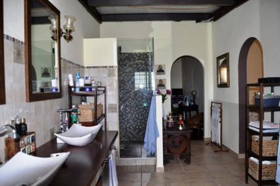 5 bedroom Villa for sale in Denia with pool - € 795,000 (Ref: 1906317)